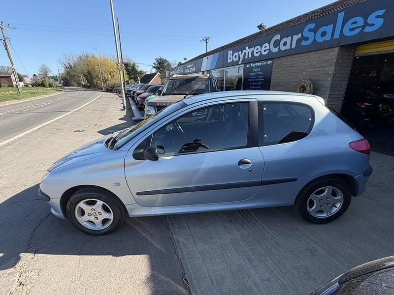 Used Peugeot 206 2002 Blue Hatchback