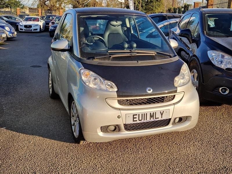 Used Smart ForTwo Coupé Passion 71 HP (52 kW) 2011 Silver Coupe