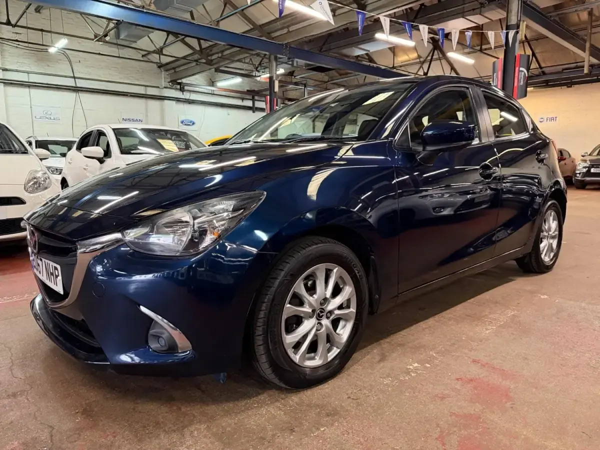 Używany Mazda 2 2017 Niebieski Hatchback