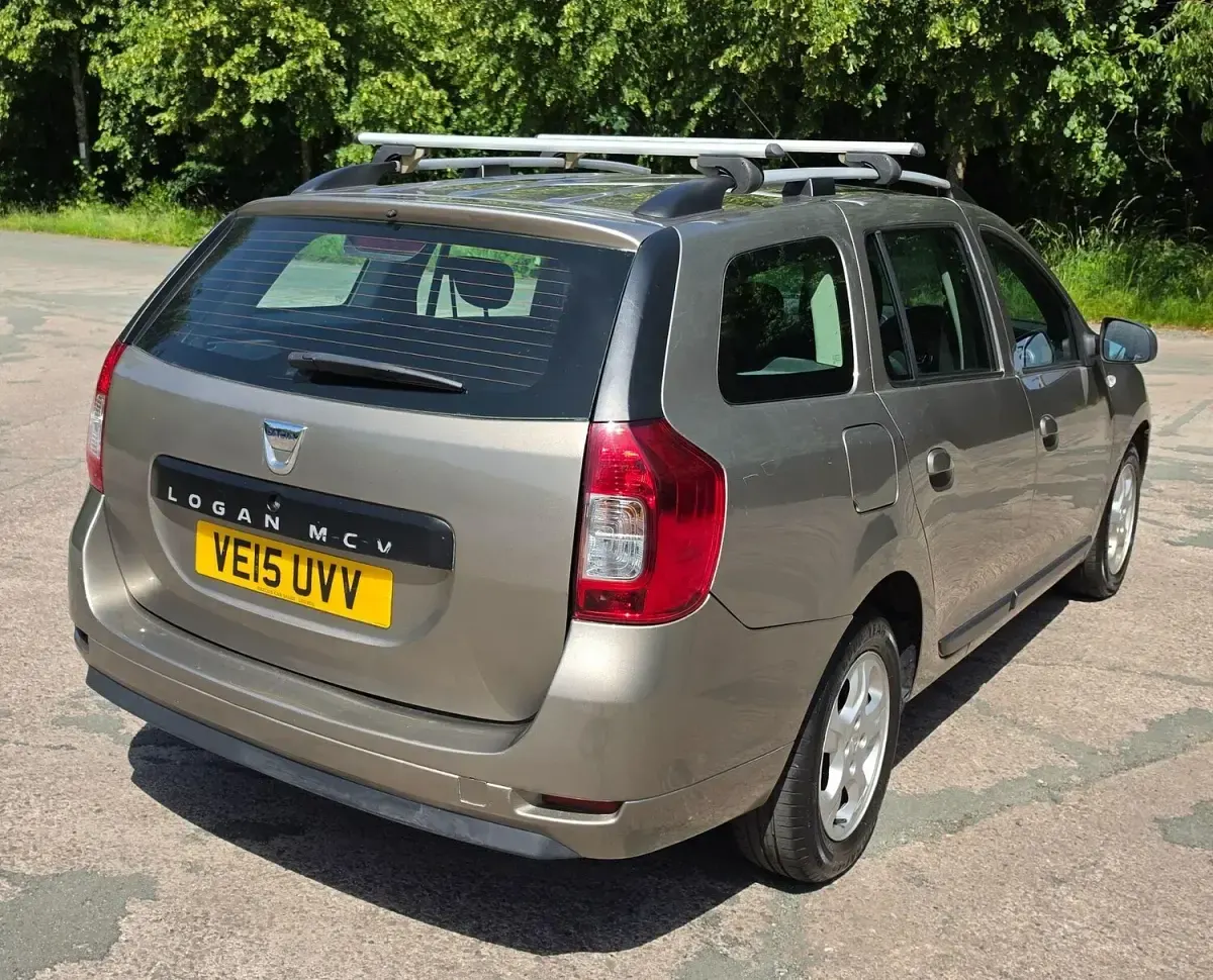 Used Dacia Logan MCV Lauréate 2015 Beige Estate
