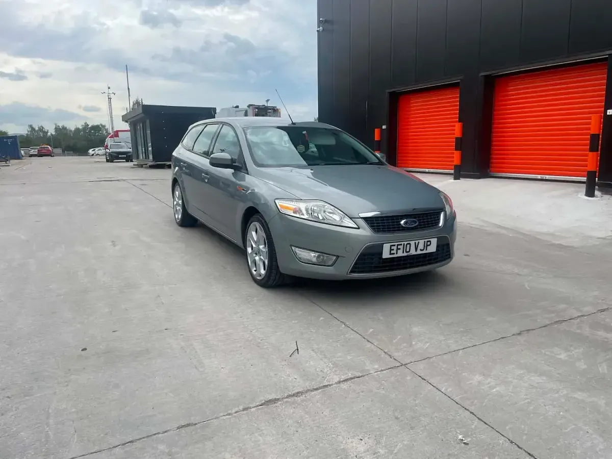 Used Ford Mondeo Zetec 138 HP (101 kW) 2010 Grey Estate