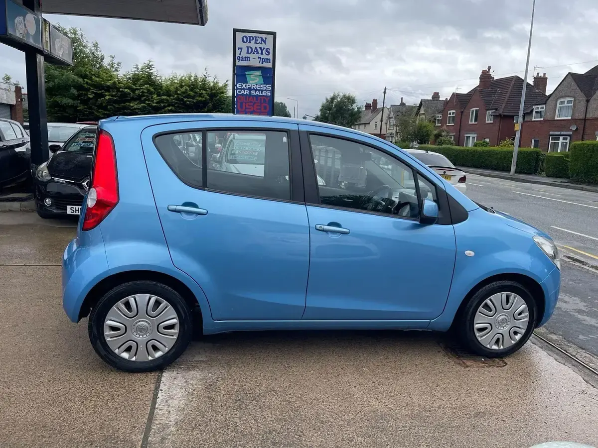 Used Vauxhall Agila S 2011 Blue MPV