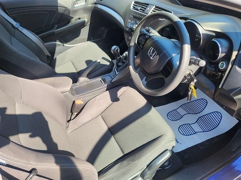 Begagnad Honda Civic S 2016 Blå Halvkombi