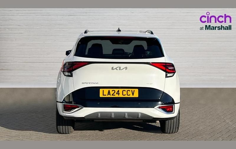 Used Kia Sportage GT-Line 147 HP (108 kW) 2024 White SUV