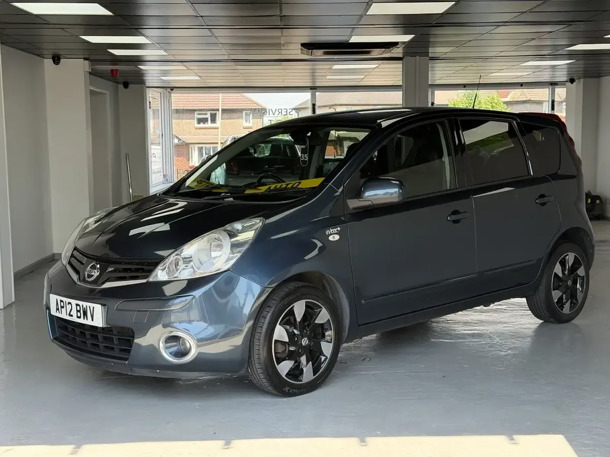Used Nissan Note N-TEC 110 HP (80 kW) 2012 Blue Hatchback