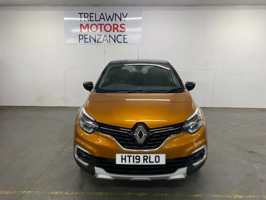 Used Renault Captur GT-Line 90 HP (66 kW) 2019 Orange/black SUV