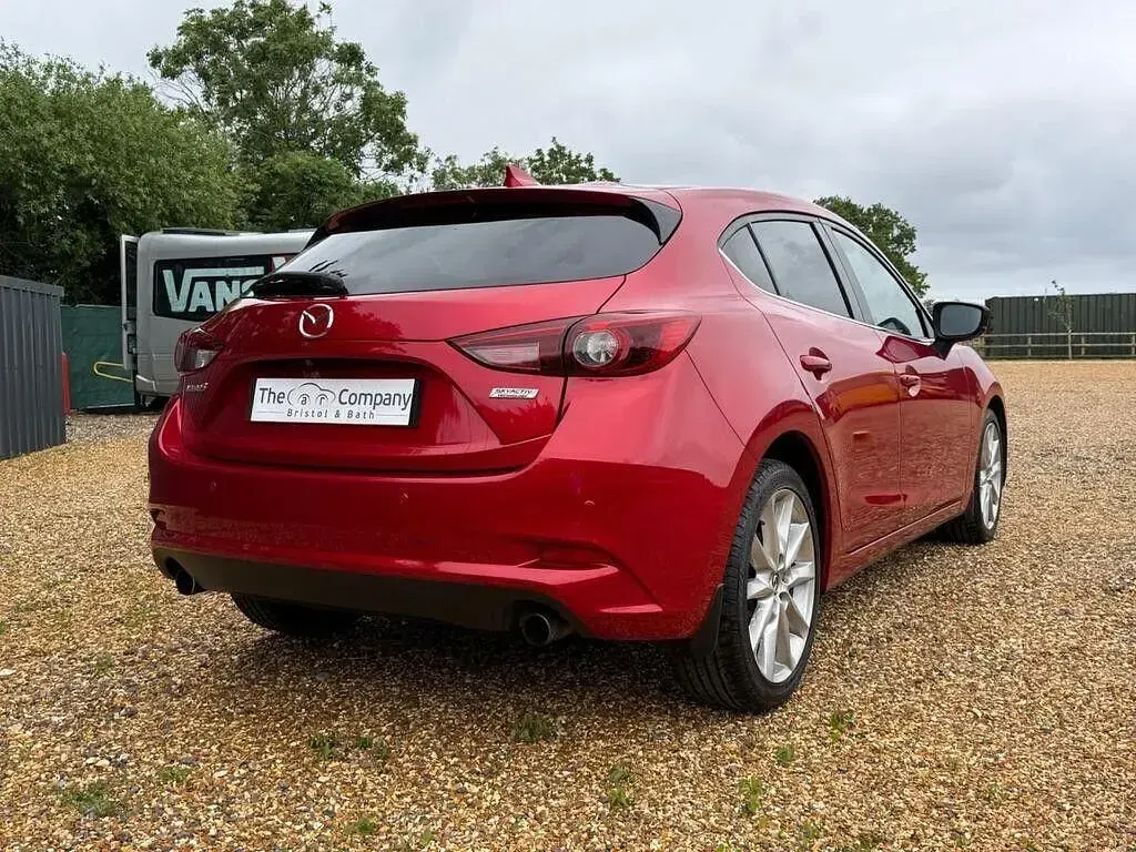 Used Mazda 3 Inclusive 2017 Red Hatchback