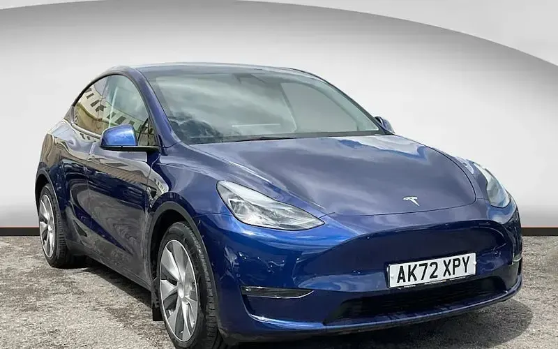 Used Tesla Model Y Long Range AWD 286 kW (389 HP) 2025 SUV