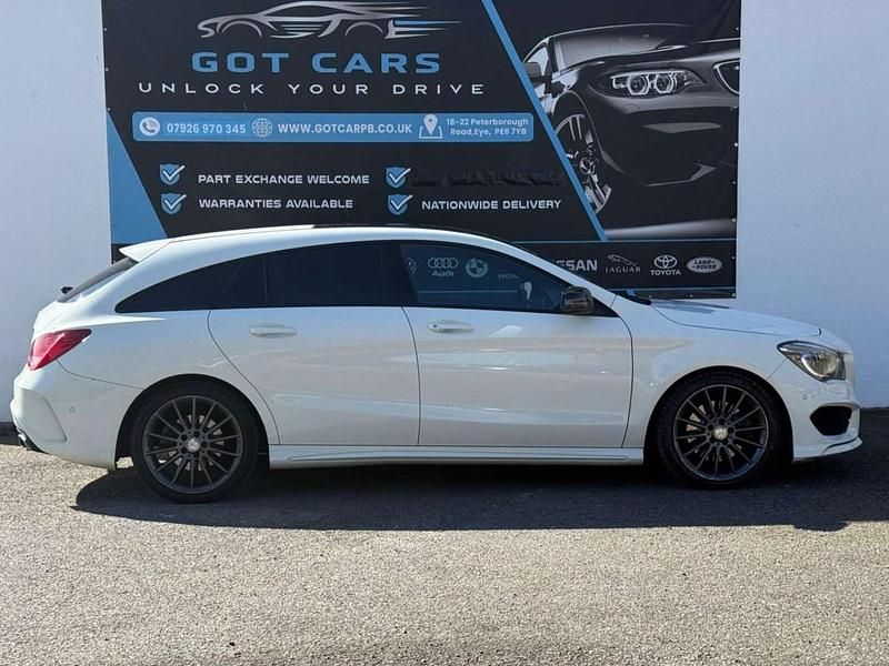 Usado Mercedes CLA220 AMG 177 HP (130 kW) 2016 Branco Sedan