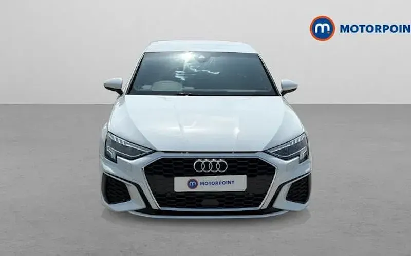 Used Audi A3 Sportback e-tron S-Line 204 HP (150 kW) 2024 White Hatchback