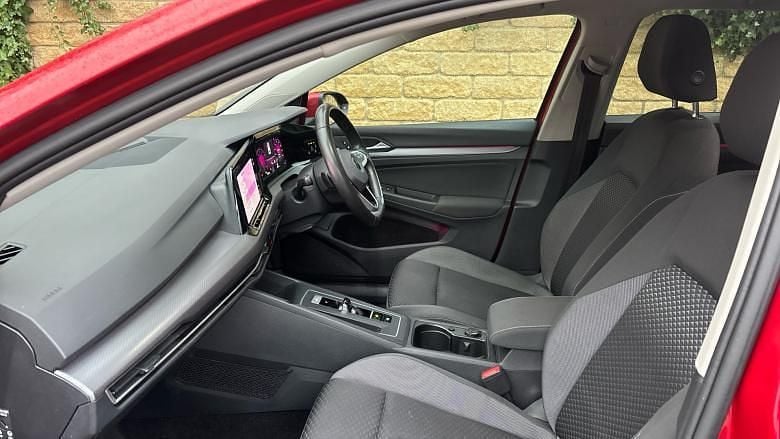 Used VW Golf VIII Active 150 HP (110 kW) 2022 Hatchback