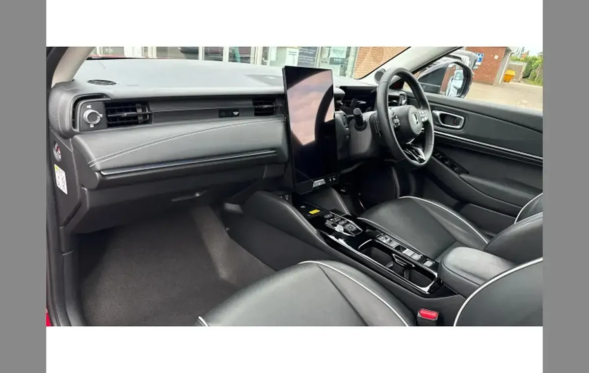 Used Honda e:Ny1 Elegance 150 kW (204 HP) 2024 Red SUV