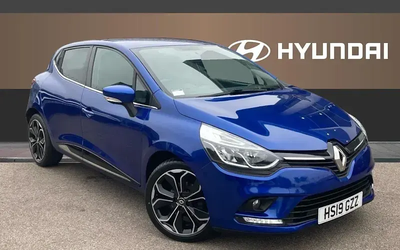 Used Renault Clio Iconic 90 HP (66 kW) 2019 Hatchback