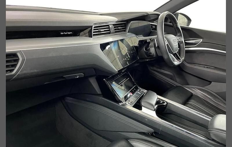Used Audi e-tron Black Edition 300 kW (408 HP) 2022 Grey SUV