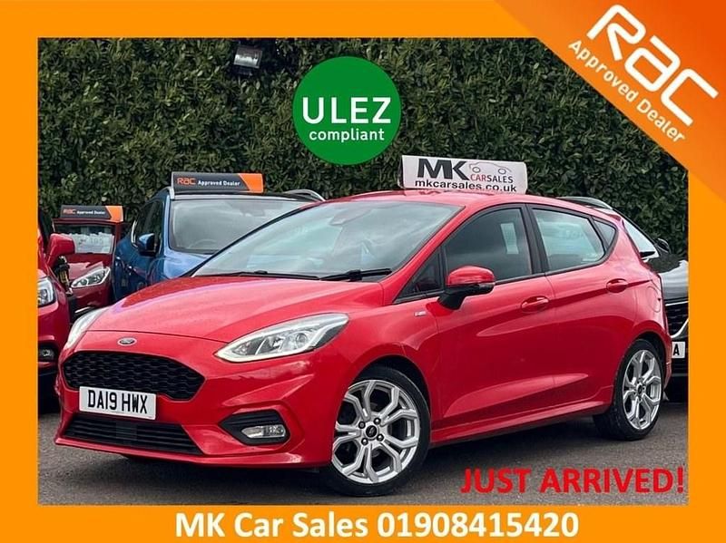 Used Ford Fiesta ST-Line 2019 Race red Hatchback