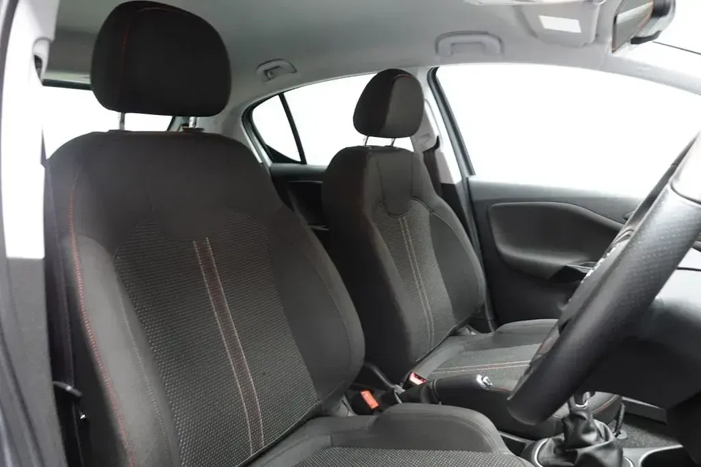 Used Vauxhall Corsa SRi 90 HP (66 kW) 2019 Grey Hatchback