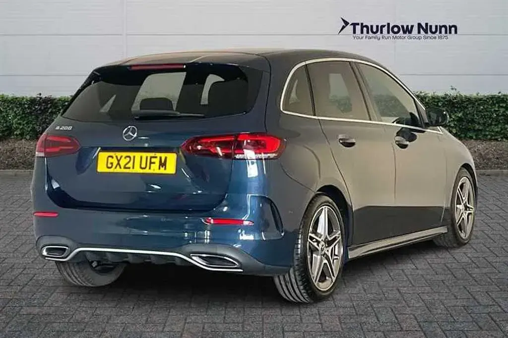 Used Mercedes B200 Executive 163 HP (119 kW) 2021 Blue Hatchback