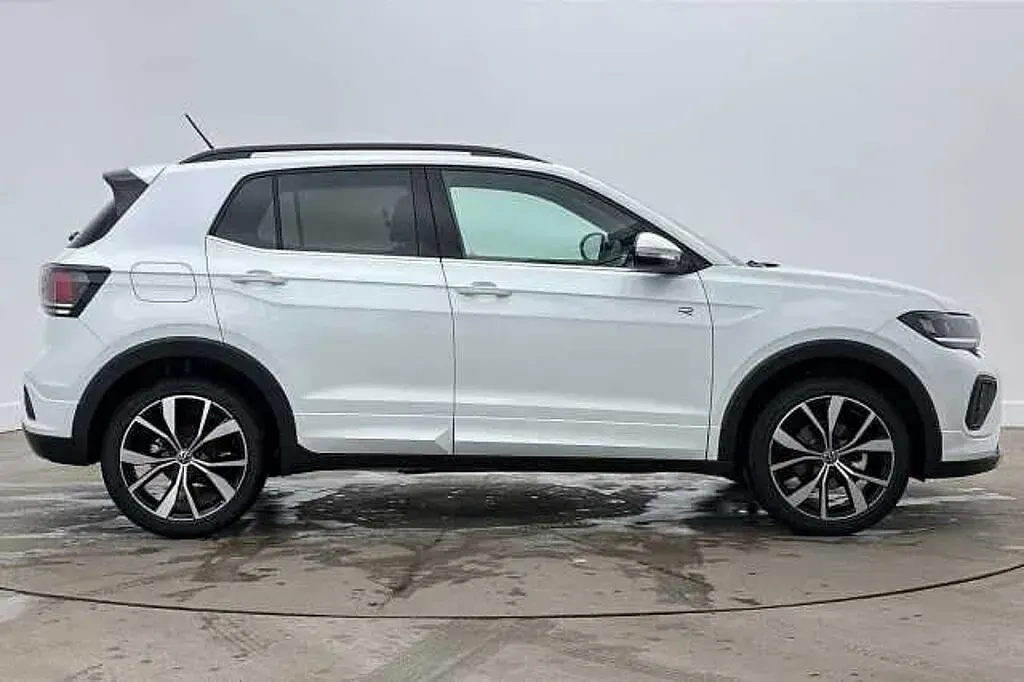 Ny VW T-Cross R-line 115 HK (84 kW) 2026 Vit SUV