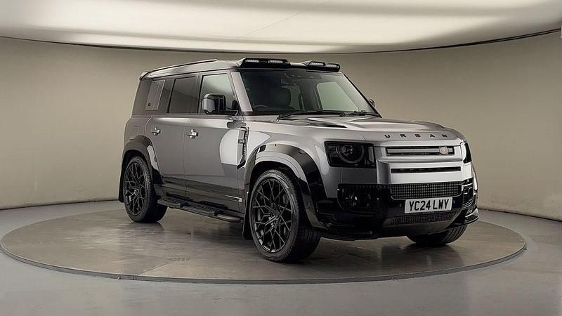 Eiger grey Used 2024 Land Rover Defender HSE Dynamic SUV | £77,000 - Image 1/4