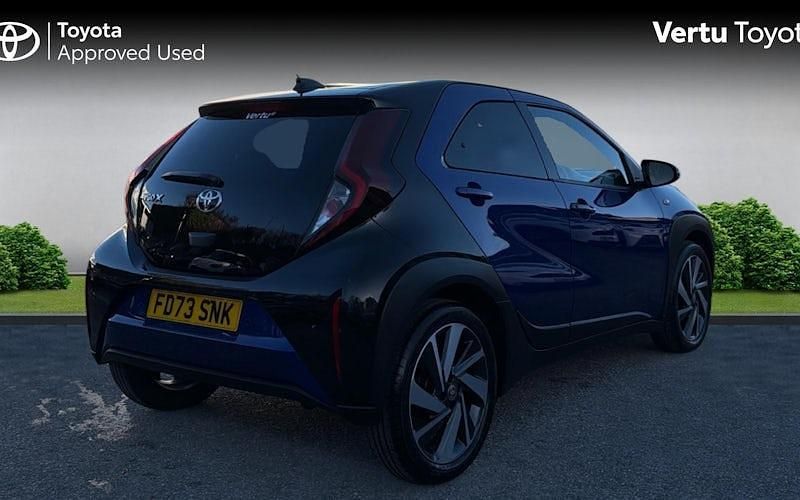Used Toyota Aygo X 72 HP (52 kW) 2025 SUV