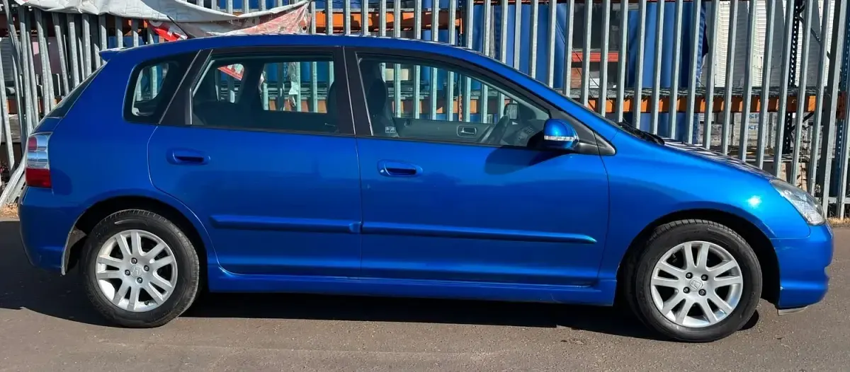 Used Honda Civic Executive 110 HP (80 kW) 2004 Blue Hatchback