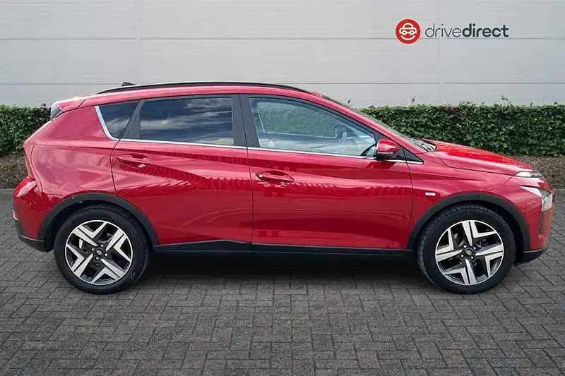 Used Hyundai Bayon Premium 100 HP (73 kW) 2023 Red SUV