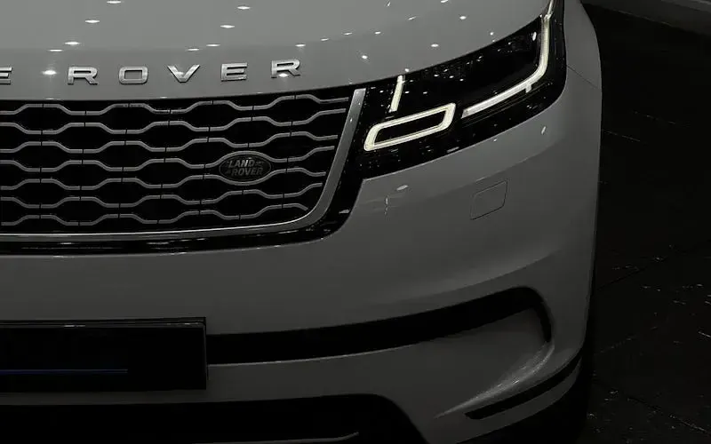 Used Land Rover Range Rover Velar S 241 HP (177 kW) 2018 White SUV