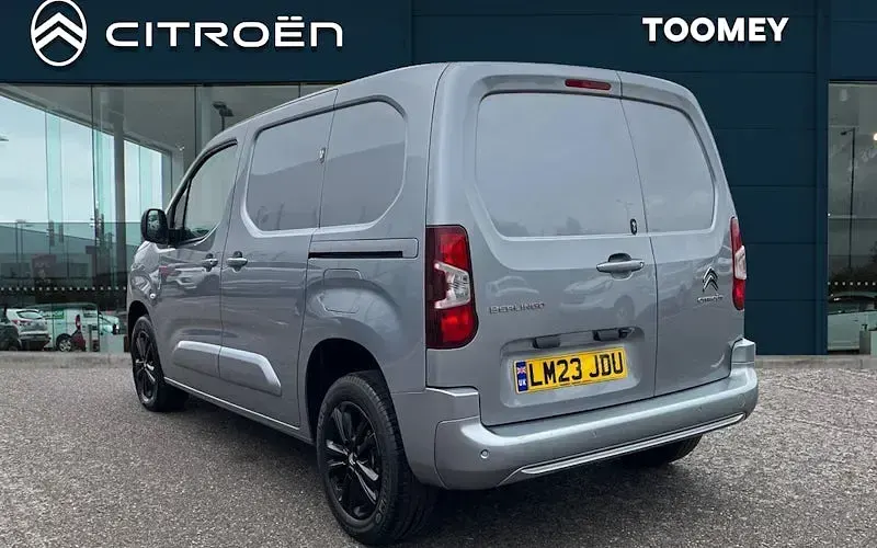 Used Citroën Berlingo PureTech 110 HP (80 kW) 2022 Grey MPV