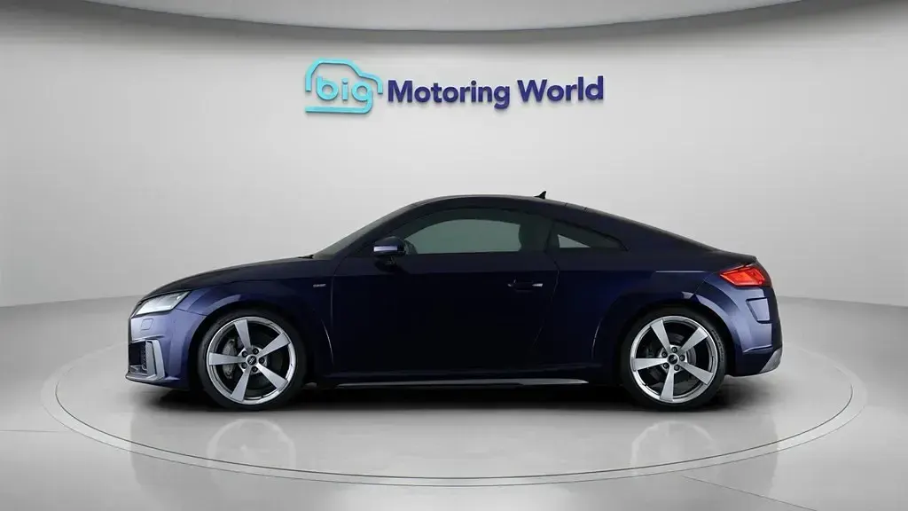 Begagnad Audi TT S-Line 245 HK (180 kW) 2021 Blå Sportkupé