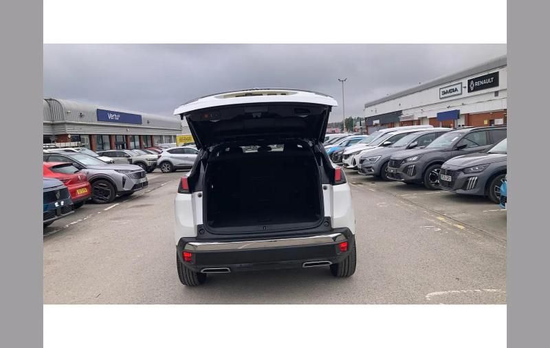 Used Peugeot 3008 Premium 131 HP (96 kW) 2020 White SUV