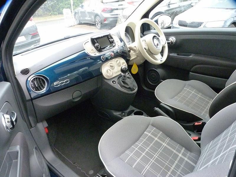 Used Fiat 500 Lounge 69 HP (50 kW) 2015 Blue Hatchback