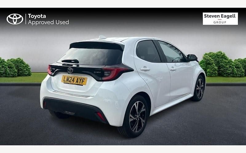 Used Toyota Yaris Hybrid Design 116 HP (85 kW) 2026 Hatchback