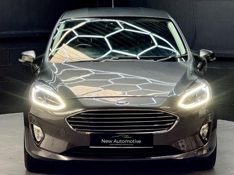 Used Ford Fiesta Zetec 2017 Grey Hatchback