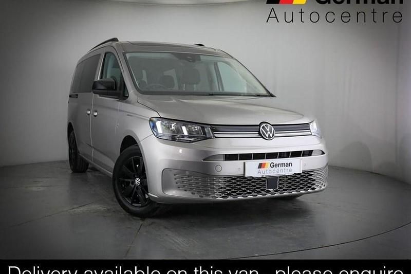 Used VW Caddy Maxi Life 122 HP (89 kW) 2022 Beige MPV