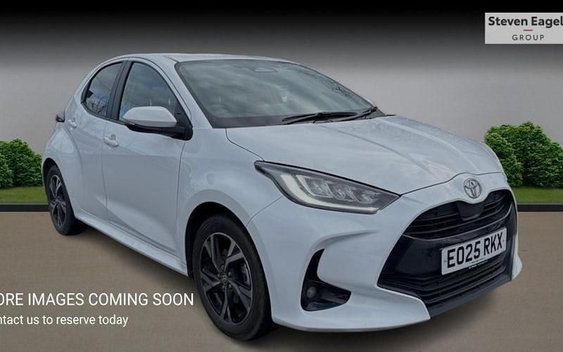 Used Toyota Yaris Hybrid Design 116 HP (85 kW) 2026 Hatchback