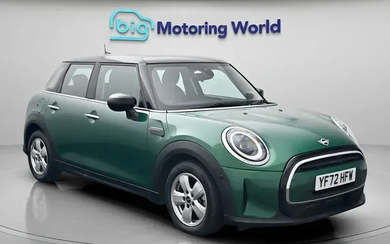 Used Mini Cooper Classic 136 HP (100 kW) 2022 Hatchback