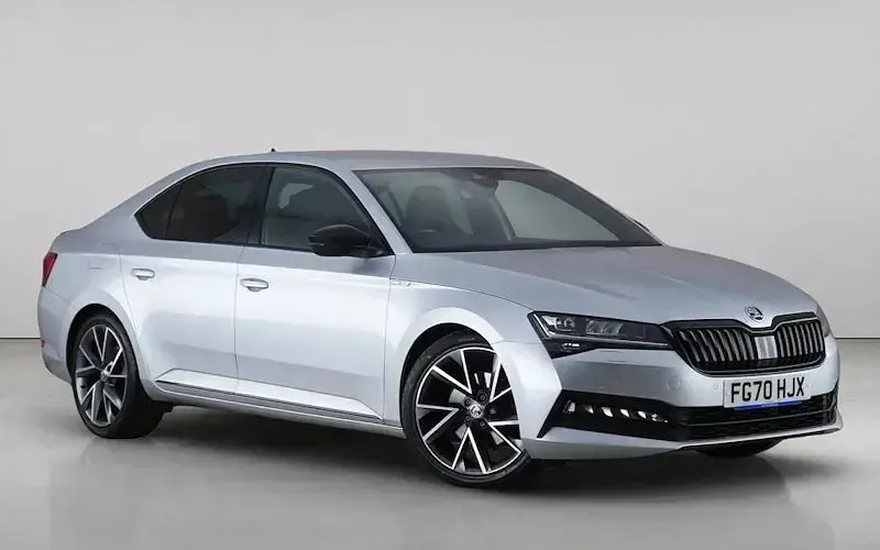 Used Skoda Superb SportlinePlus 190 HP (139 kW) 2020 Hatchback