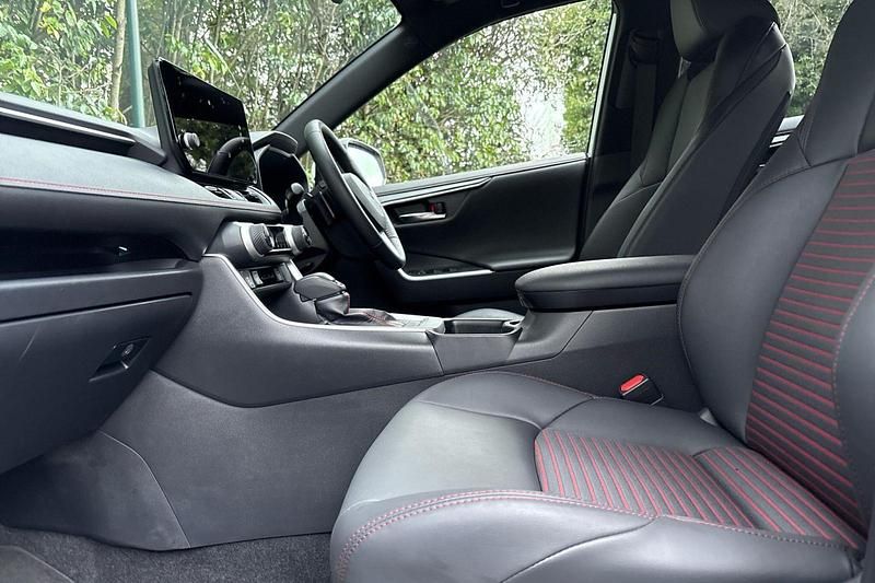 Used Suzuki Across 302 HP (222 kW) 2025 White SUV