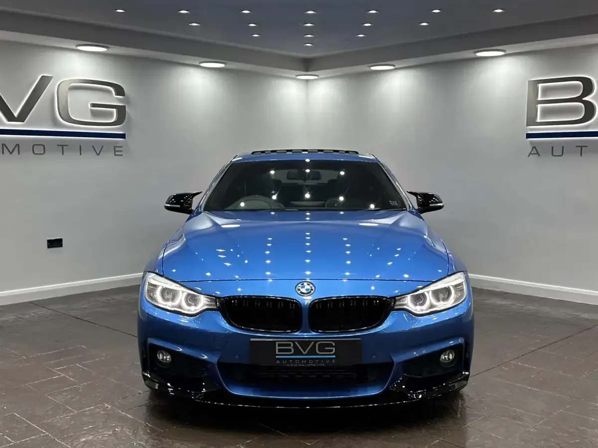 Begagnad BMW 420 M Sport 2015 Blå Sportkupé