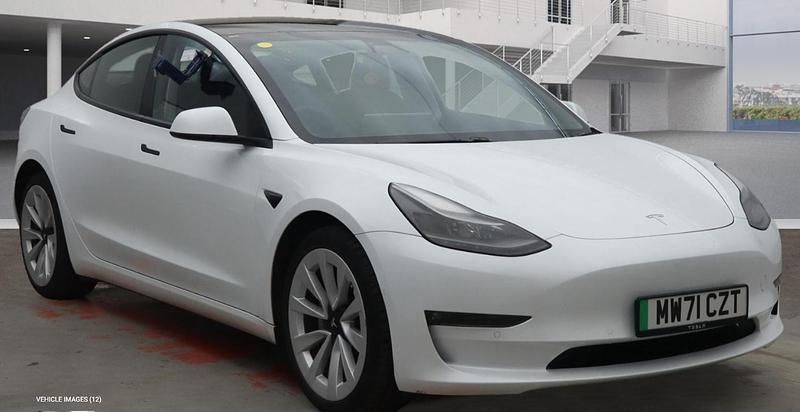 White Used 2021 Tesla Model 3 Long Range AWD Sedan | £18,799 (Fair price) - Image 1/1
