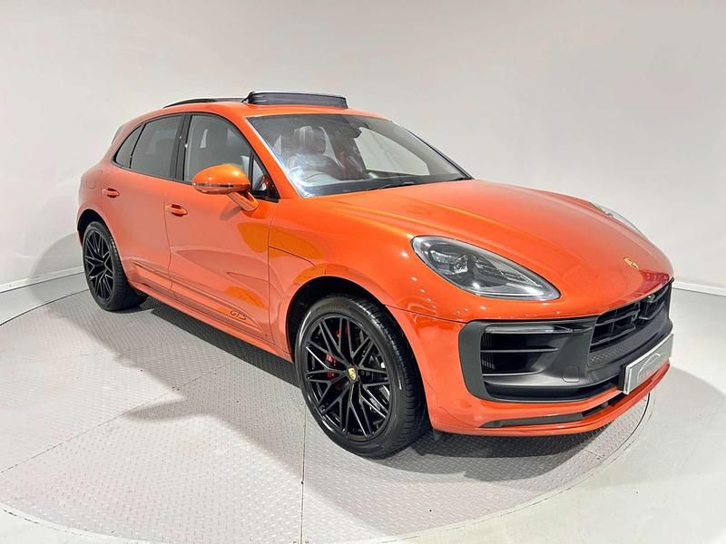 Used Porsche Macan GTS 440 HP (323 kW) 2022 Orange SUV