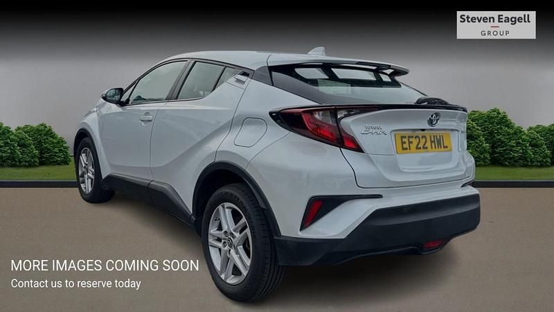 Used Toyota C-HR 2022 White SUV