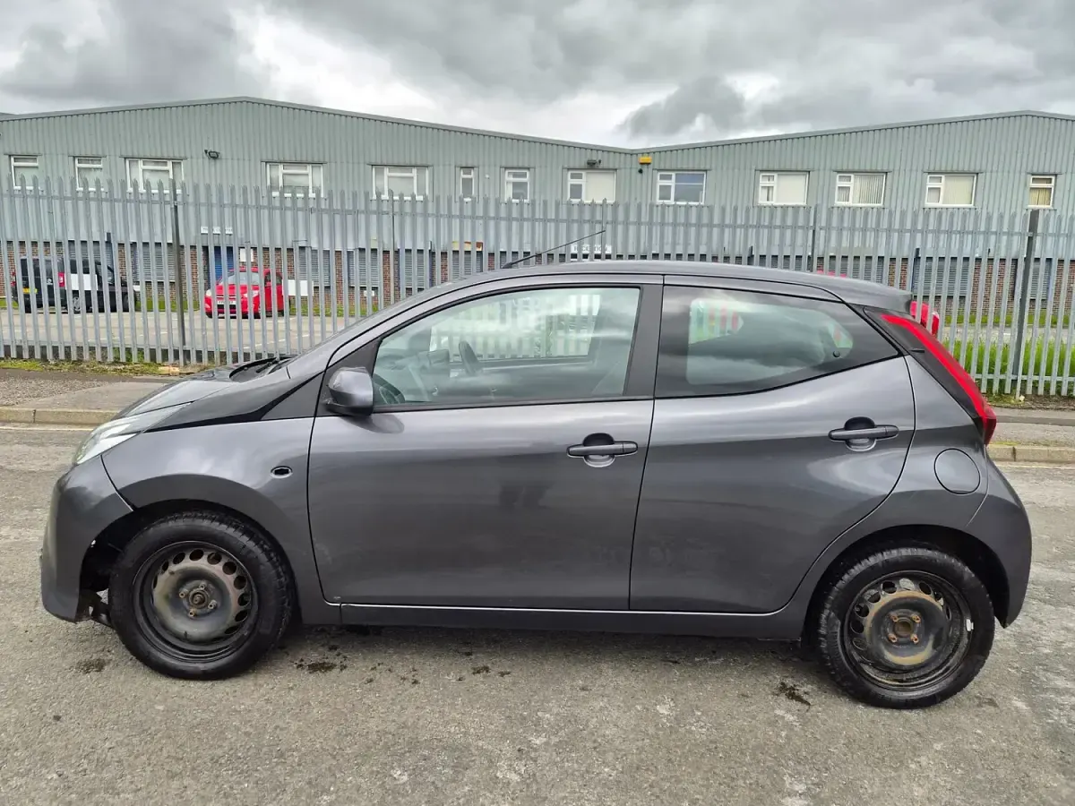 Used Toyota Aygo X-play 2022 Grey Hatchback