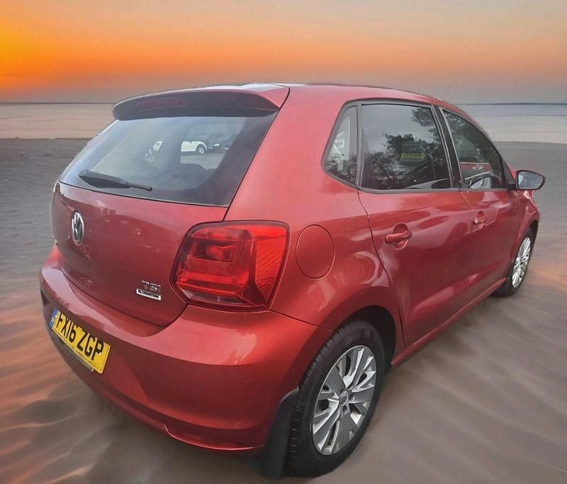 Used VW Polo SE 2016 Red Hatchback