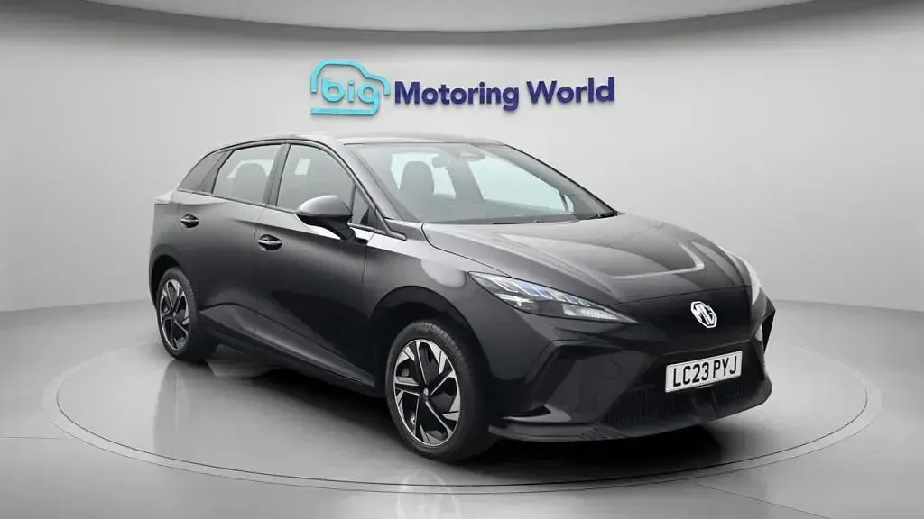 Used MG MG4 EV SE 319 kW (435 HP) 2023 Hatchback