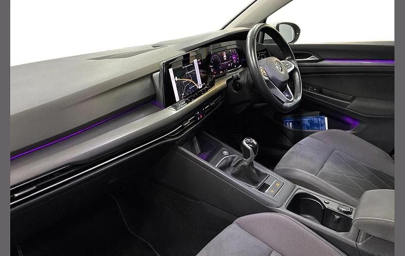 Used VW Golf VIII Style 130 HP (95 kW) 2020 Silver Hatchback