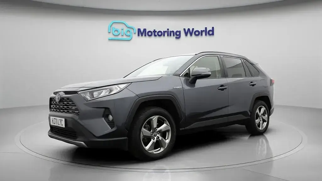 Used Toyota RAV4 Hybrid Design 219 HP (161 kW) 2021 Grey SUV