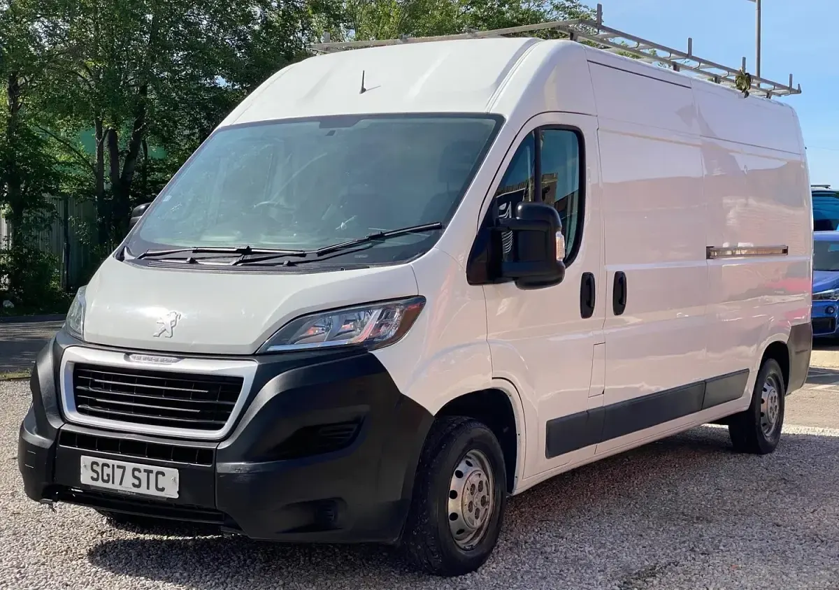 Used Peugeot Boxer 130 HP (95 kW) 2017 White Van