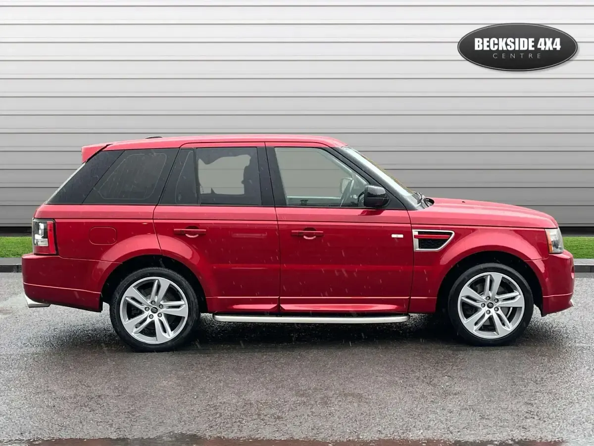 Used Land Rover Range Rover HSE 258 HP (189 kW) 2013 Red SUV