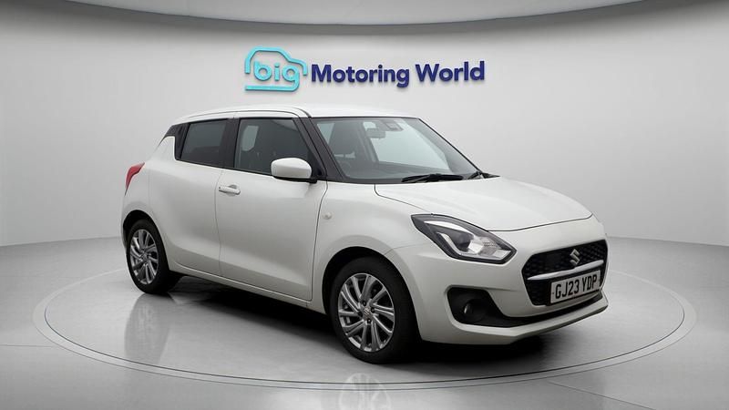 Used 2023 Suzuki Swift SZ-T | £14,200 (Fair price) - Image 1/4